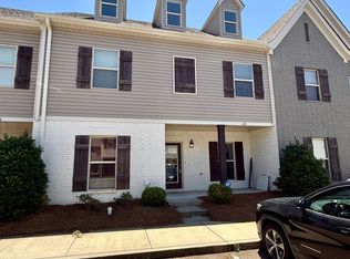 618 Scoggins Cv, Oxford, MS 38655