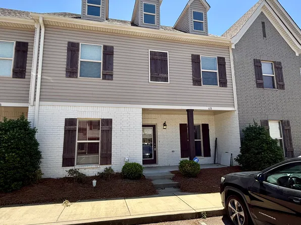618 Scoggins Cv, Oxford, MS 38655