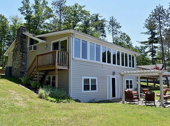 2nd image of 503 Corlear Dr
