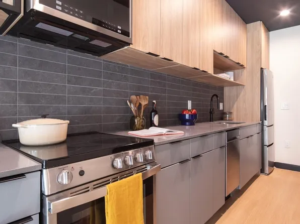 49 Fisk Street image 9 of 40