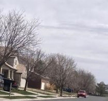 Exterior Neighborhood (street photo)