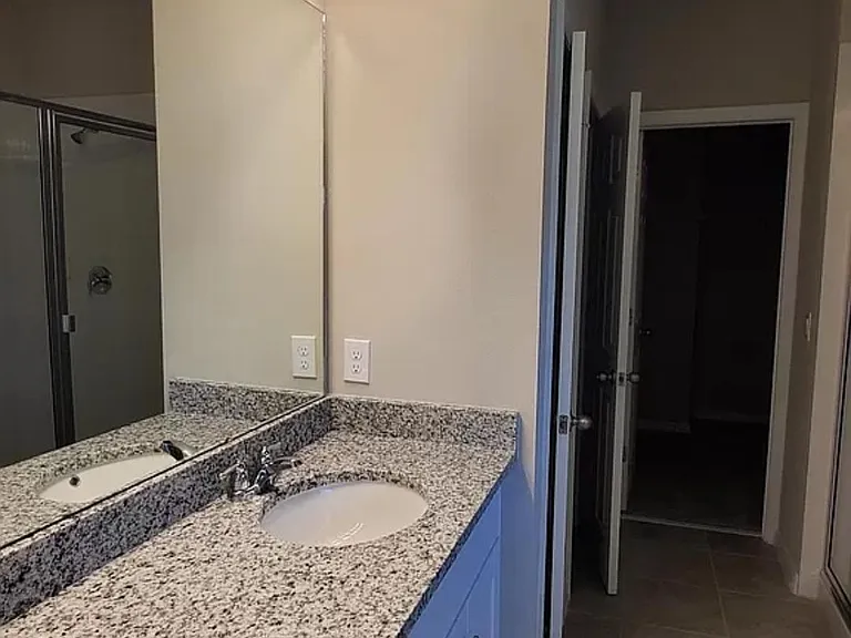 419 Venetian Palms Blvd — Photo 5