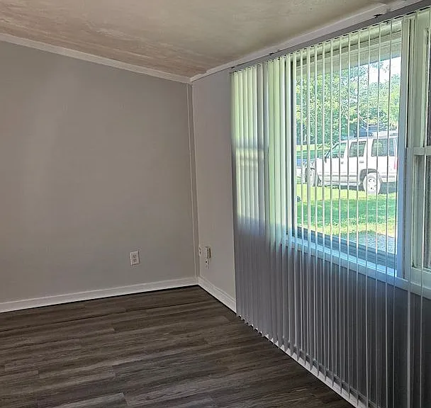 2717 S Villa Dr — Photo 4