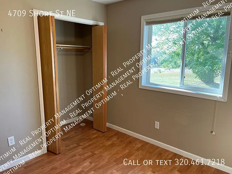 4709 Short St NE — Photo 9