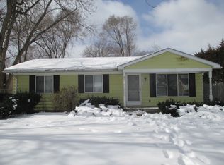 9449 Lamont St, Livonia, MI 48150