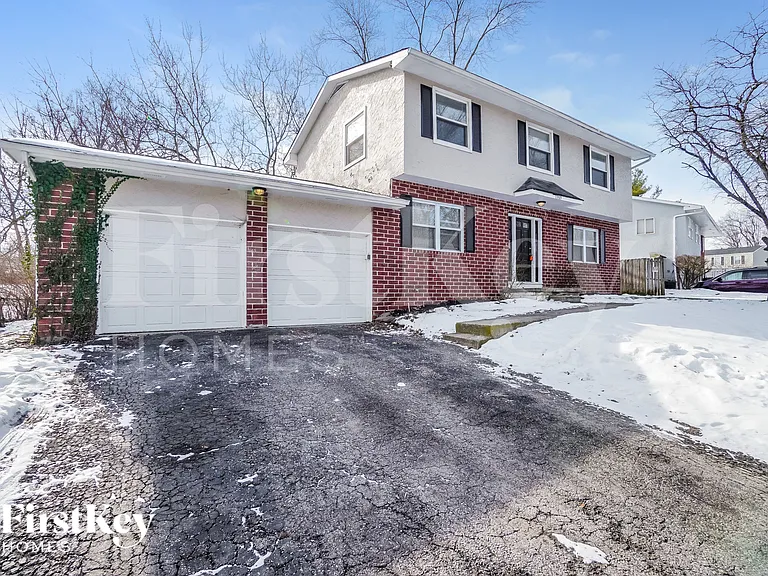 1369 Greenock Rd — Photo 2