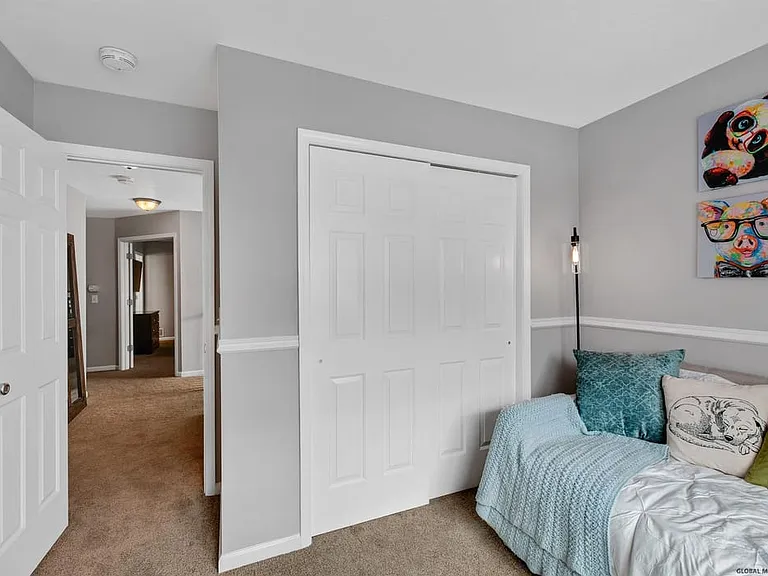34 Thistle Dr — Photo 15