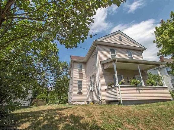 Upstairs apartment is accessed via front porch.