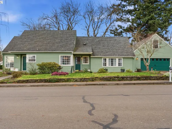 411 N Elm St, Canby, OR 97013