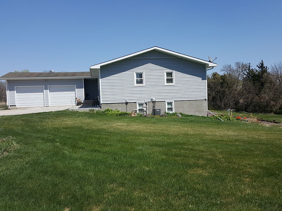 1st image of 120 Briarwood Dr