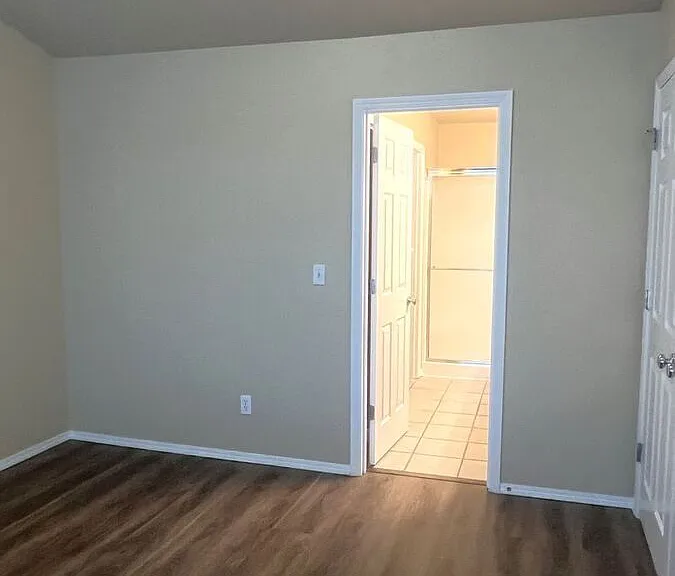 17284 Pleasanton Ln — Photo 24