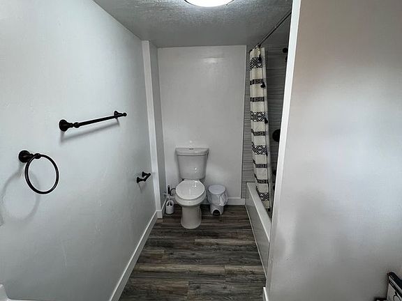 Unit Photo