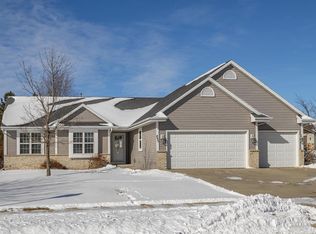 895 Chief Kewaskum Pl, Kewaskum, WI 53040