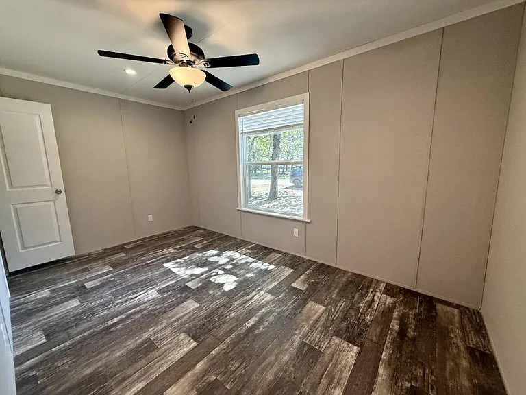 1808 Sheila Dr — Photo 30