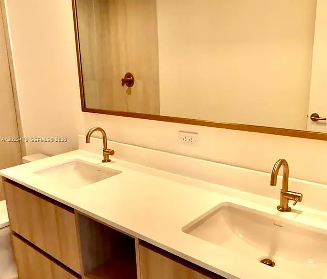 77 SE 5th St #2306 — Photo 20