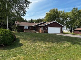 N1725 Cardinal Ln, Kaukauna, WI 54130