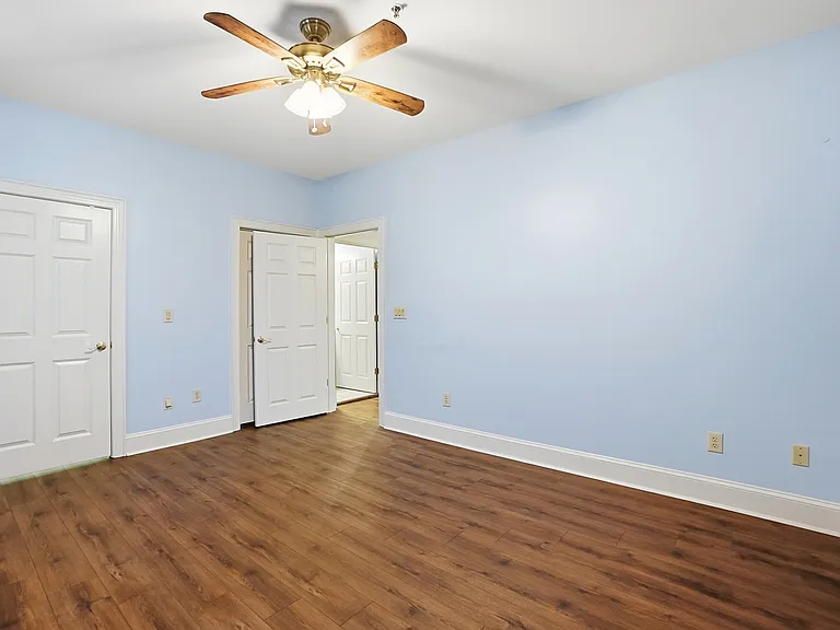 1117 Park West Dr — Photo 25