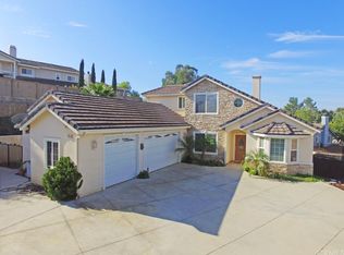 22085 Hoofbeat Way, Canyon Lake, CA 92587