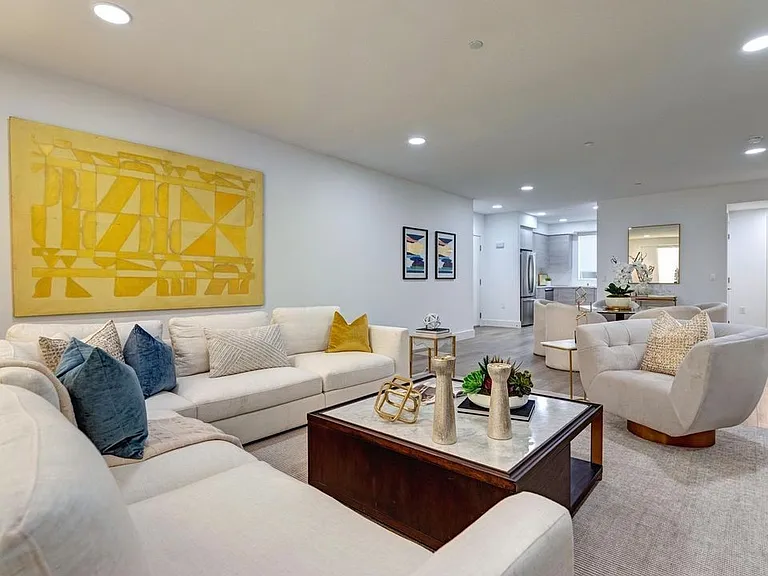 1330 Federal Ave #205 — Photo 11