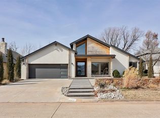 6413 Centennial Ct, Nichols Hills, OK 73116
