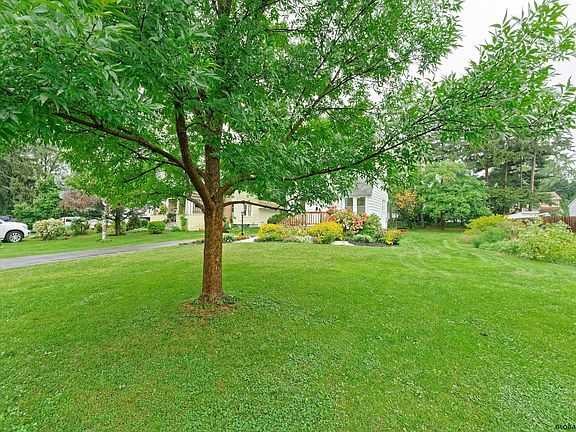 2nd image of 1153 S Country Club Dr