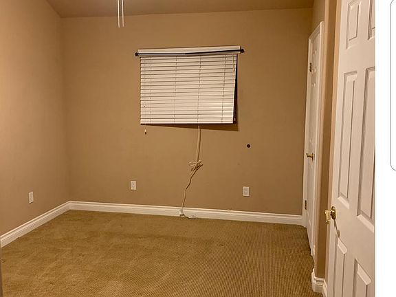 5th image of 9139 Parise Dr