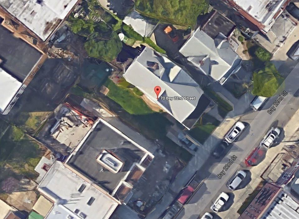 2nd image of 70 Bay 22 St