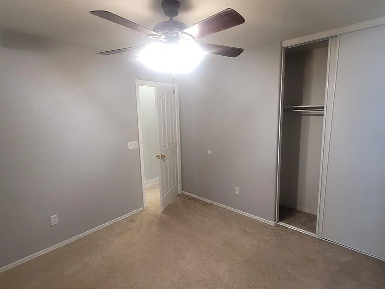 2739 W Silver Creek Ln — Photo 21