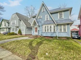 58 Arvine Hts, Rochester, NY 14611
