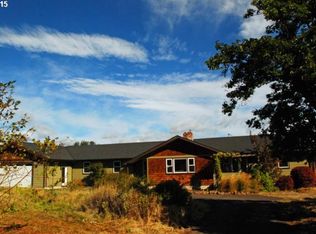 3970 Portland Dr, Hood River, OR 97031