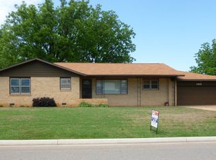 1413 N 7th St, Perry, OK 73077