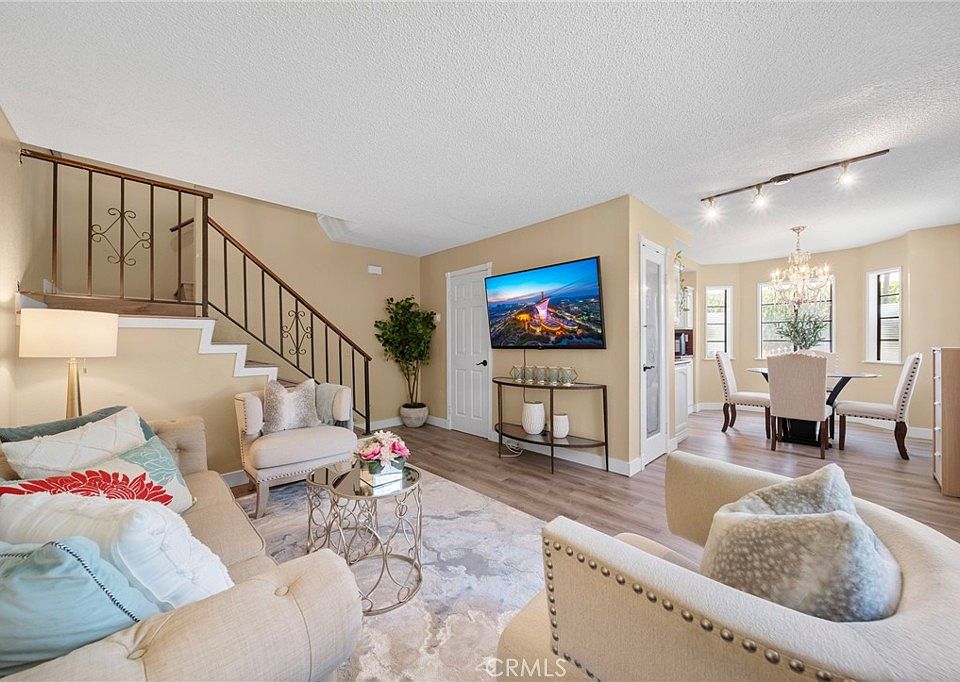 1st image of 101 Poxon Pl