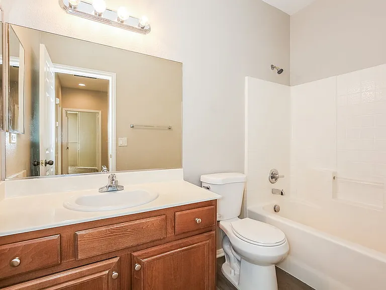 4344 Desert Home Ave — Photo 15
