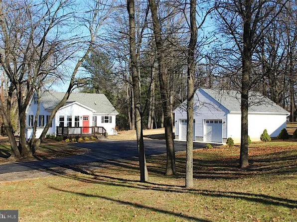 571 Saint Marys Ave, Gambrills, MD 21054