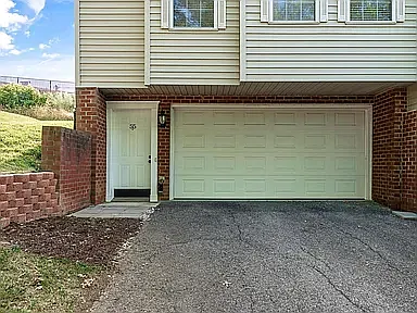 55 Gold Leaf Dr #55 — Photo 3