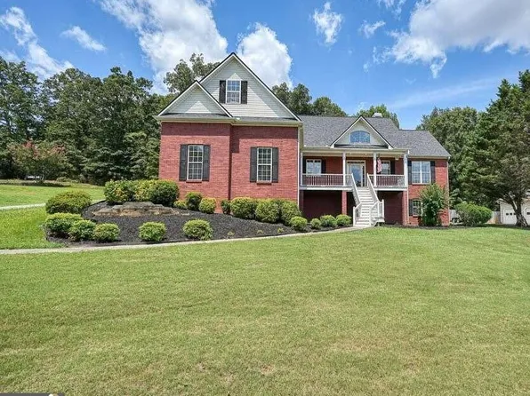 15 Scarlett Oak Dr NE, Cartersville, GA 30121