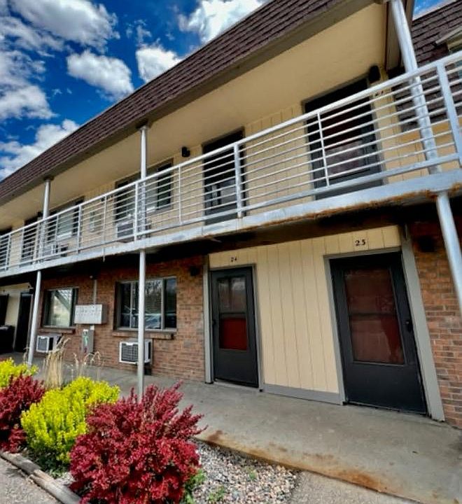 1st image of 610 Winona Ct APT 28