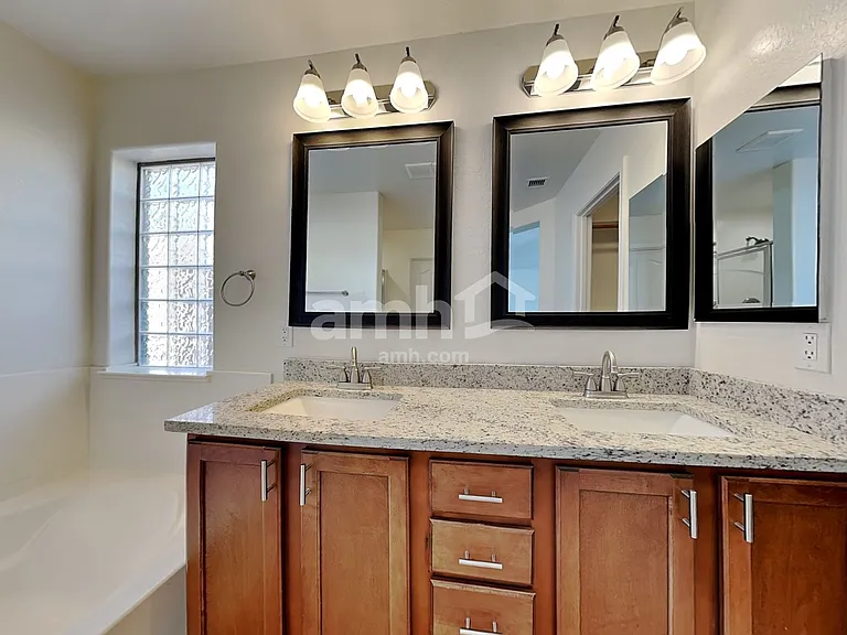 1417 W Belmont Red Trl — Photo 12