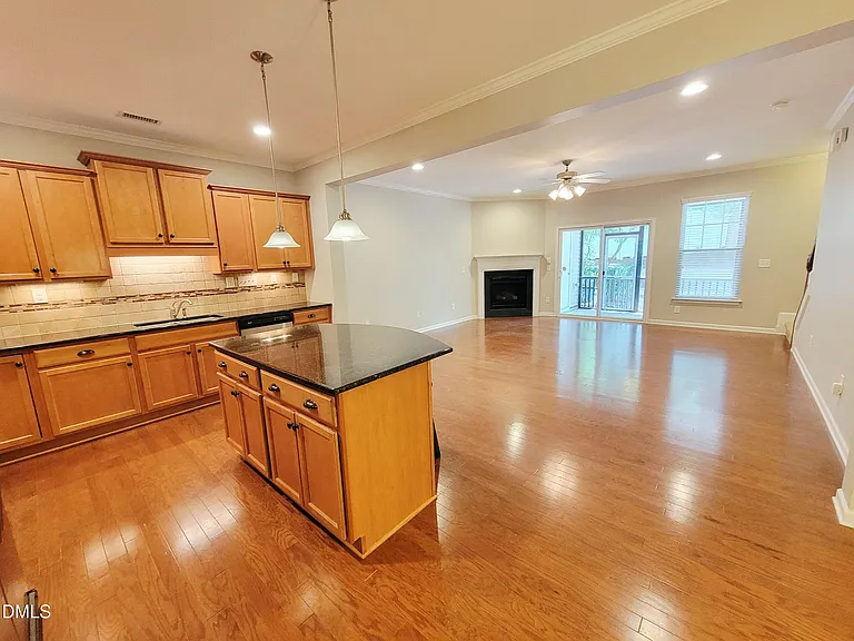 2425 Swans Rest Way — Photo 8
