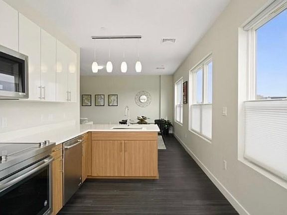 3rd image of 999 Hancock St Unit 307