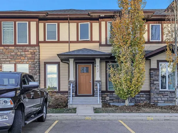 339 W Viscount Dr #302, Red Deer, AB T4R 0S2