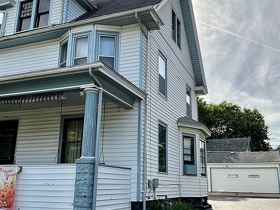 2nd image of 108 S Academy St