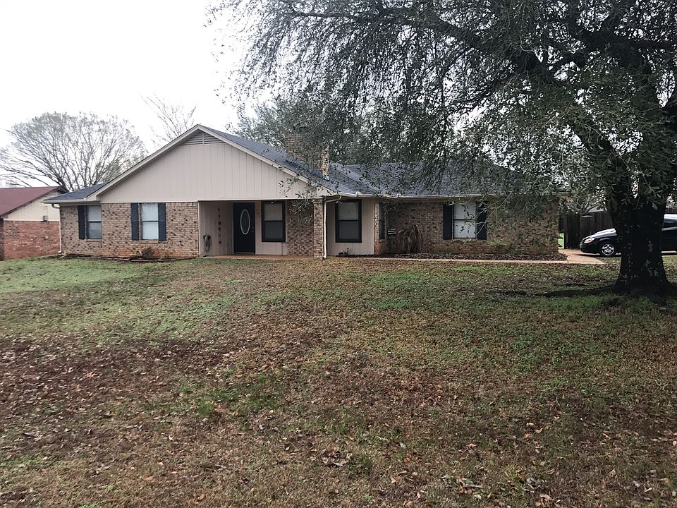 1st image of 705 Partridge Ln