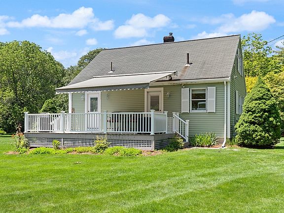 3rd image of 100 Parmenter Rd
