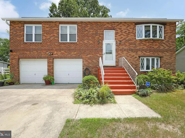 111 Lotus Ln, Carneys Pt, NJ 08069