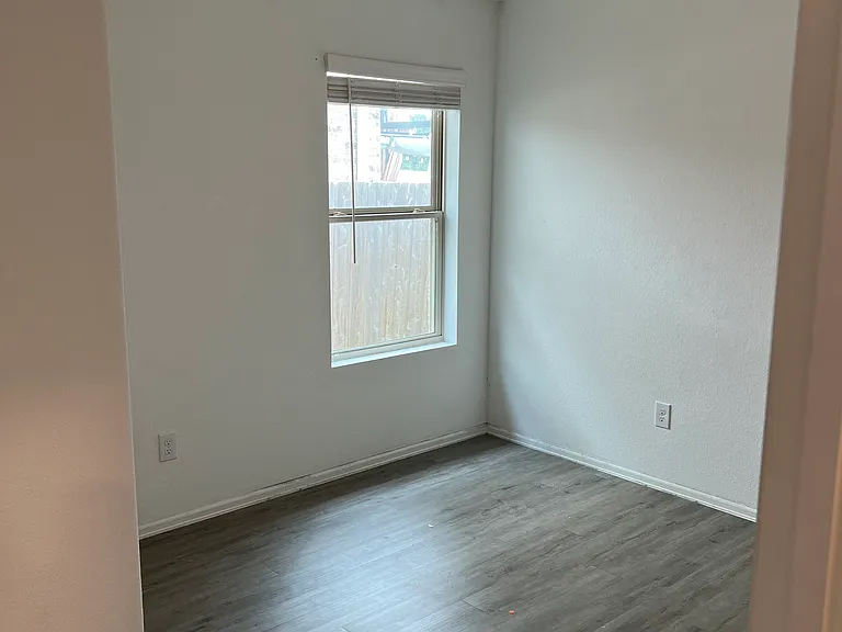 128 Austin Rd — Photo 12