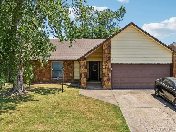 13260 E 32nd Ct, Tulsa, OK 74134