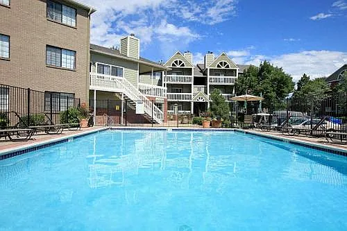 Apres Apartment Homes — Photo 31