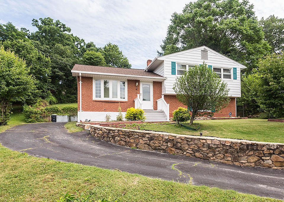 1st image of 5031 Northwood Dr NW