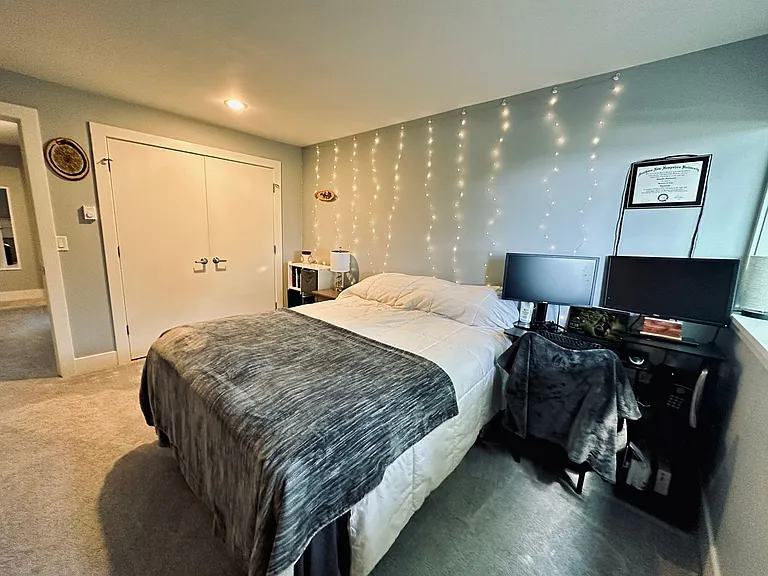 121 N 46th St #101 — Photo 9